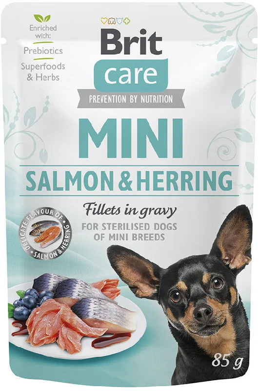 BRIT CARE Dog Mini Plic Sterilised, File de somon şi hering, în sos 85g